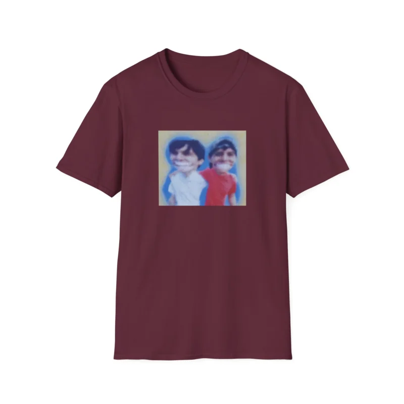 Slushy Noobz Hugging Funny Two Boys T-Shirt Maroon